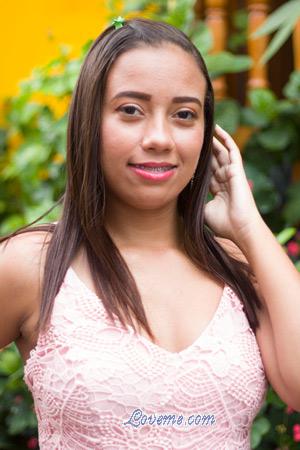 210691 - Karian Edad: 30 - Colombia