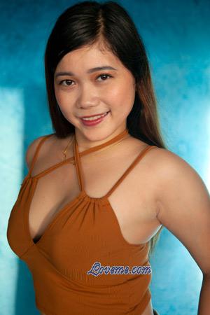 210817 - Lyca Edad: 25 - Filipinas