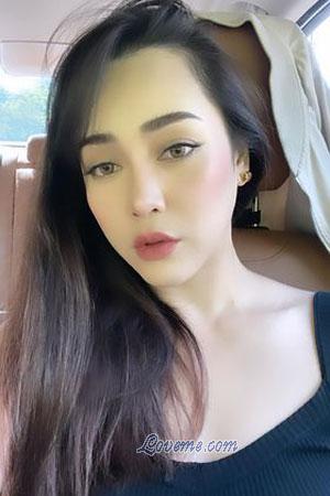 210834 - Nichamonrat Edad: 34 - Tailandia