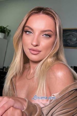 211227 - Diana Edad: 25 - Ucrania