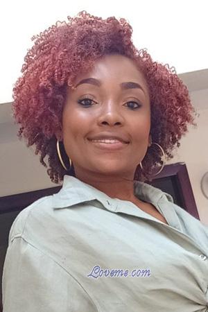 212019 - Carolina Edad: 38 - Colombia