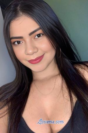 212036 - Emma Edad: 26 - Colombia