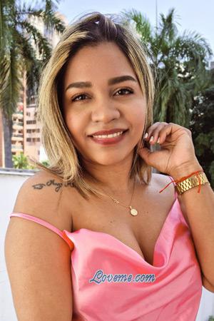 212049 - Madelein Edad: 32 - Colombia