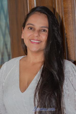 212053 - Fernanda Edad: 38 - Colombia