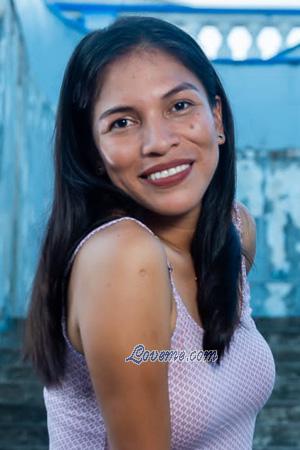 212061 - Iris Edad: 37 - Perú