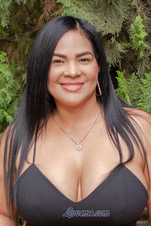 212250 - Monica Edad: 43 - Colombia