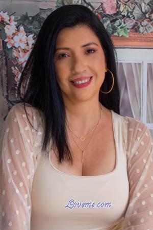 212567 - Chelly Edad: 53 - Perú