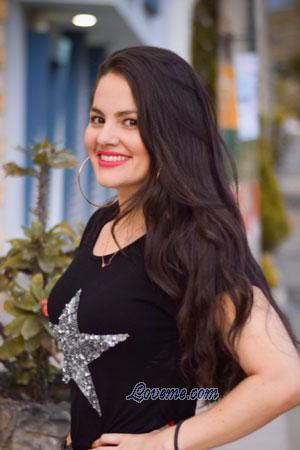 212650 - Ingrid Edad: 34 - Colombia