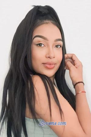 212978 - Karina Edad: 34 - Colombia