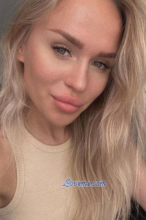 213188 - Viktoriia Edad: 24 - Ucrania