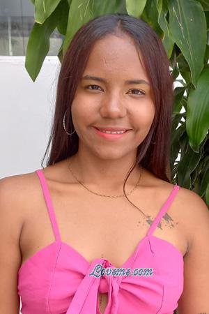 213235 - Natalia Edad: 23 - Colombia