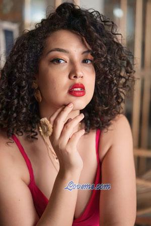 213773 - Jennifer Edad: 29 - Colombia