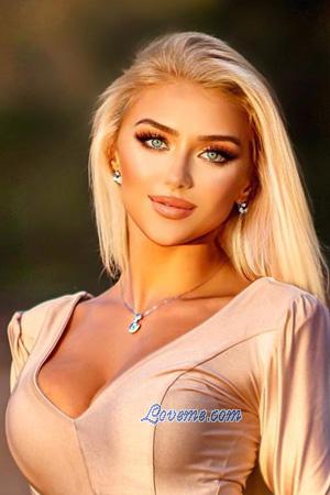 213804 - Flavia Edad: 27 - Brazil