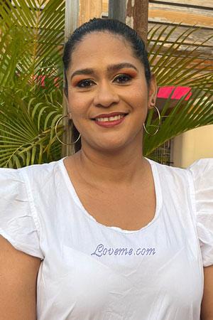 213893 - Yarlis Edad: 36 - Colombia