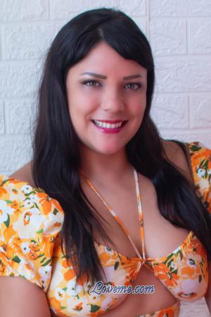 213906 - Silvana Edad: 30 - Per&uacute;