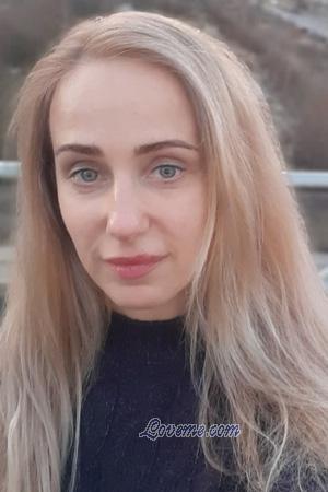 214026 - Julia Edad: 42 - Rusia