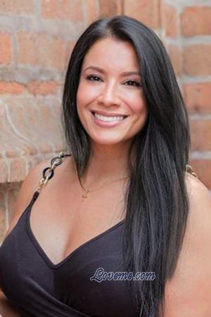 214079 - Natalia Edad: 48 - Colombia