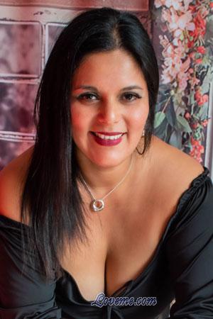 214333 - Hilda Edad: 44 - Perú