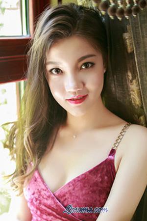 214645 - Eve Edad: 25 - China