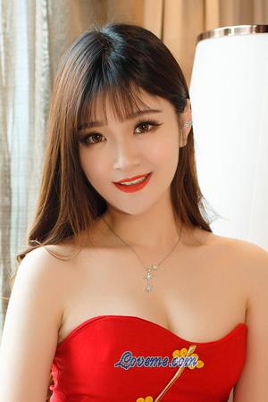 214658 - Julia Edad: 26 - China