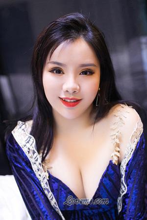 214940 - Tammy Edad: 23 - China