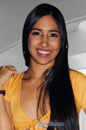 215109 - Melissa Edad: 27 - Colombia