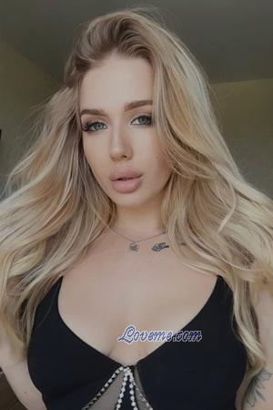 215316 - Oleksandra Edad: 23 - Ucrania