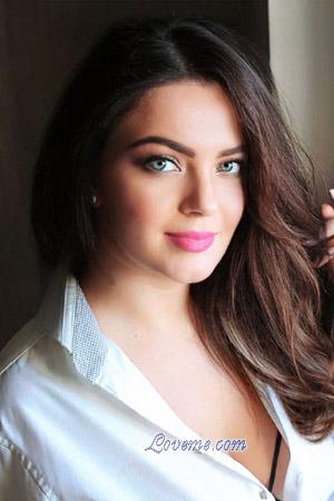 215509 - Miroslava Edad: 36 - Ucrania