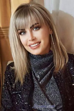 215839 - Anzhella Edad: 53 - España