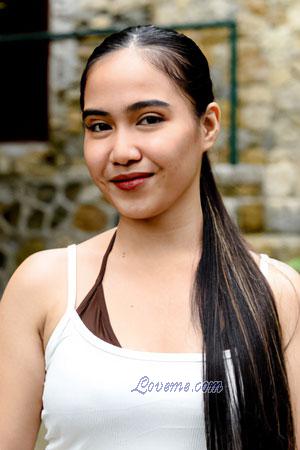 216268 - Divine Faith (Faith) Edad: 24 - Filipinas