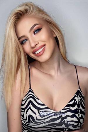 216504 - Oryna Edad: 22 - Ucrania