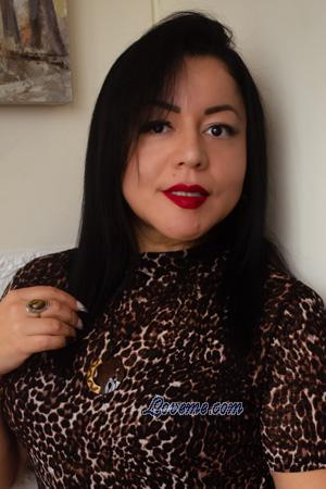 216898 - Silvia Edad: 44 - Perú