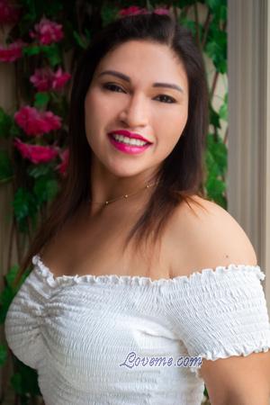 217904 - Erika Edad: 29 - Per&uacute;