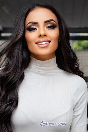 218058 - Jennifer Edad: 39 - Brazil