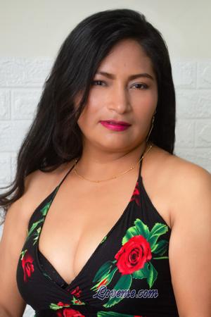 218065 - Marilu Edad: 42 - Perú