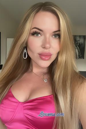 218109 - Alexandra Edad: 27 - Ucrania