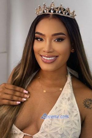 218130 - Lina Edad: 30 - Colombia