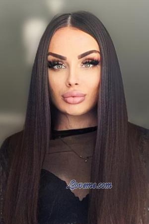 218403 - Yuliia Edad: 33 - Ucrania