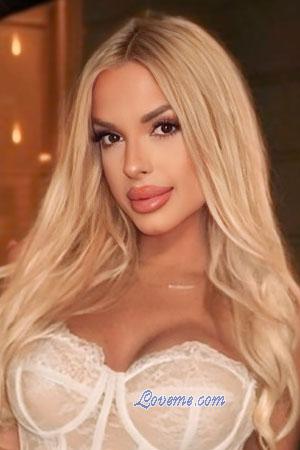 218991 - Ksenija Edad: 33 - Serbia