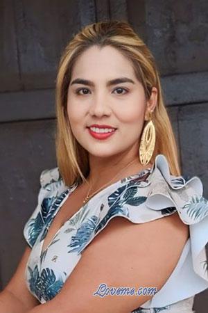 219160 - Marta Edad: 39 - Colombia