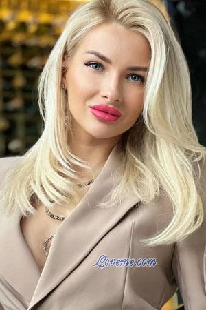 219871 - Ilona Edad: 38 - Ucrania