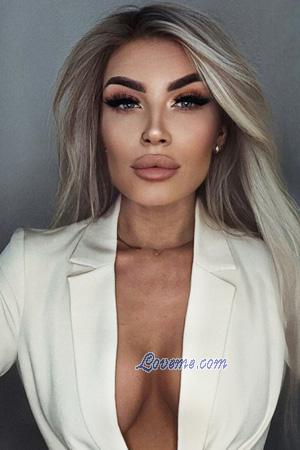 219877 - Aleksandra Edad: 31 - Letonia