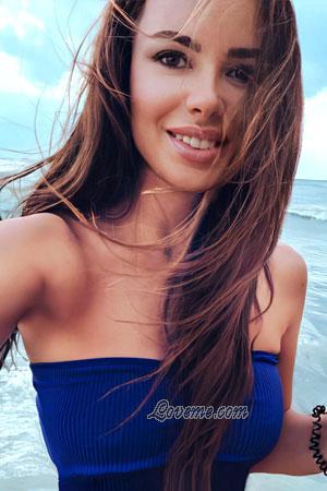 220304 - Vita Edad: 33 - Ucrania