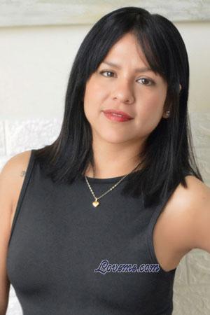 220601 - Angela Edad: 39 - Perú