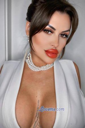 220662 - Diana Edad: 38 - Alemania