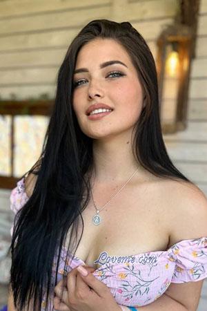 220912 - Oleksandra Edad: 19 - Ucrania