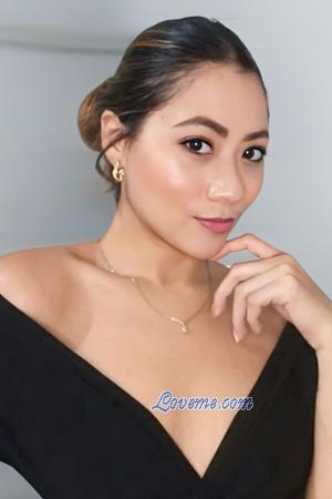 221177 - Naomi Edad: 32 - Colombia