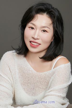 221487 - Penny Edad: 41 - China