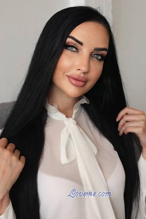 221606 - Svitlana Edad: 39 - Ucrania