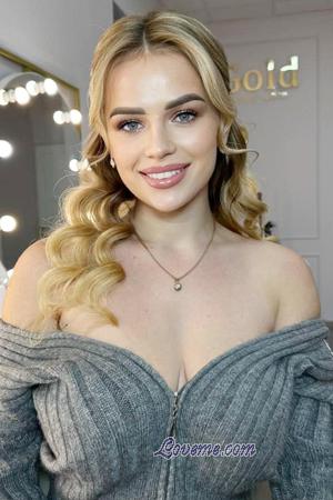 222823 - Illona Edad: 24 - Ucrania